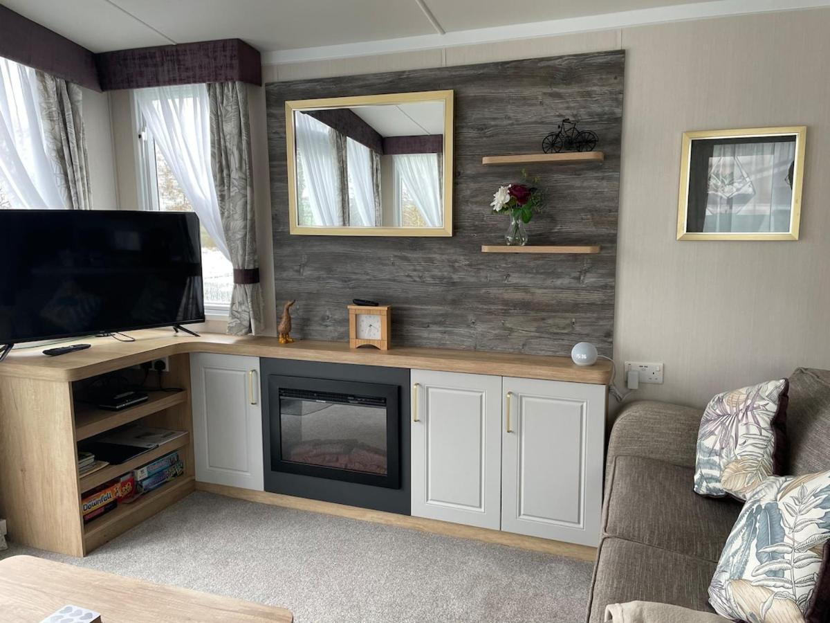 Luxury Caravan Cornwall Sleeps 4 Countryside View سانت أوستيل المظهر الخارجي الصورة