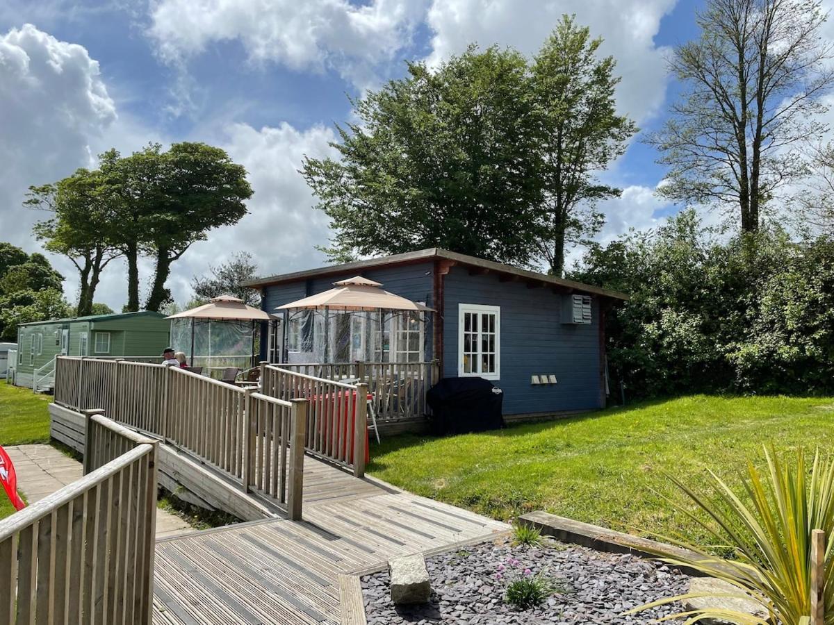 Luxury Caravan Cornwall Sleeps 4 Countryside View سانت أوستيل المظهر الخارجي الصورة