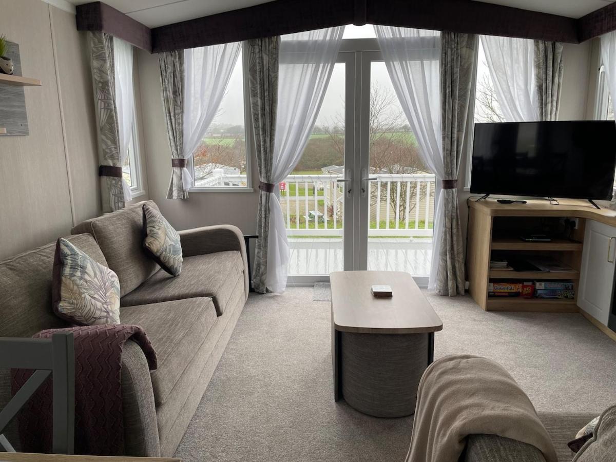 Luxury Caravan Cornwall Sleeps 4 Countryside View سانت أوستيل المظهر الخارجي الصورة